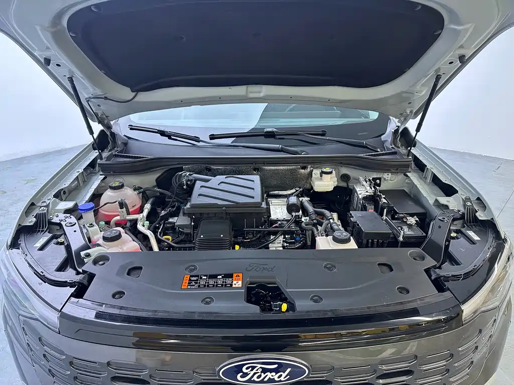Ford Equator Sport — миниатюра 11