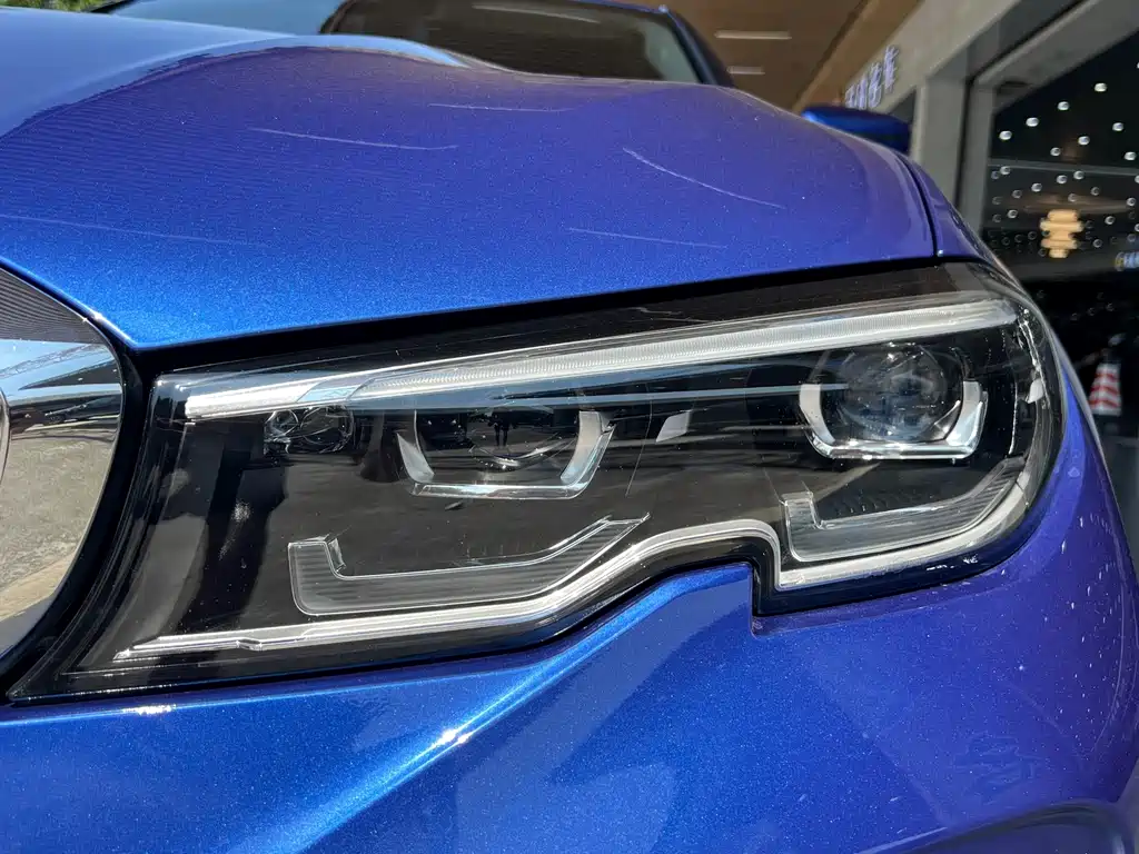 BMW 3 Series — миниатюра 14