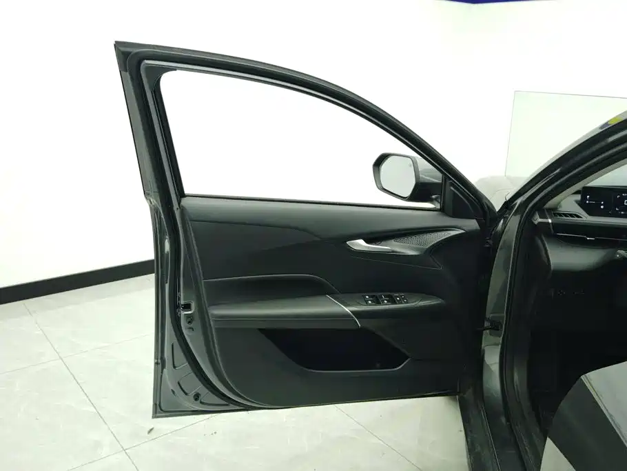 Changan Eado — миниатюра 7