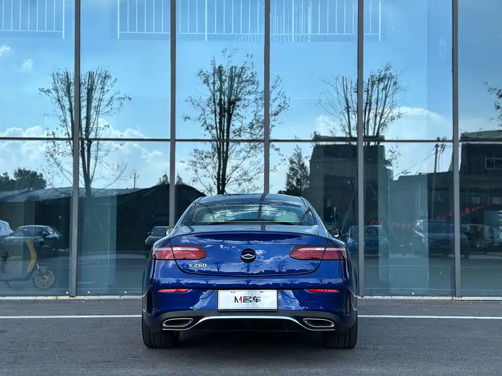 MERCEDES-BENZ E CLASS