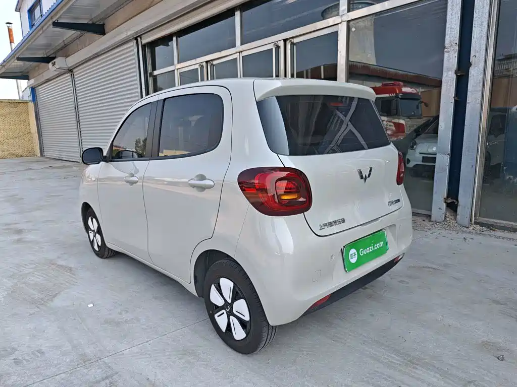 Wuling MINIEV — миниатюра 5