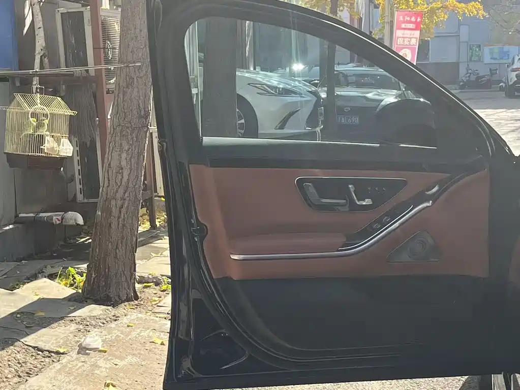 MERCEDES-BENZ S CLASS