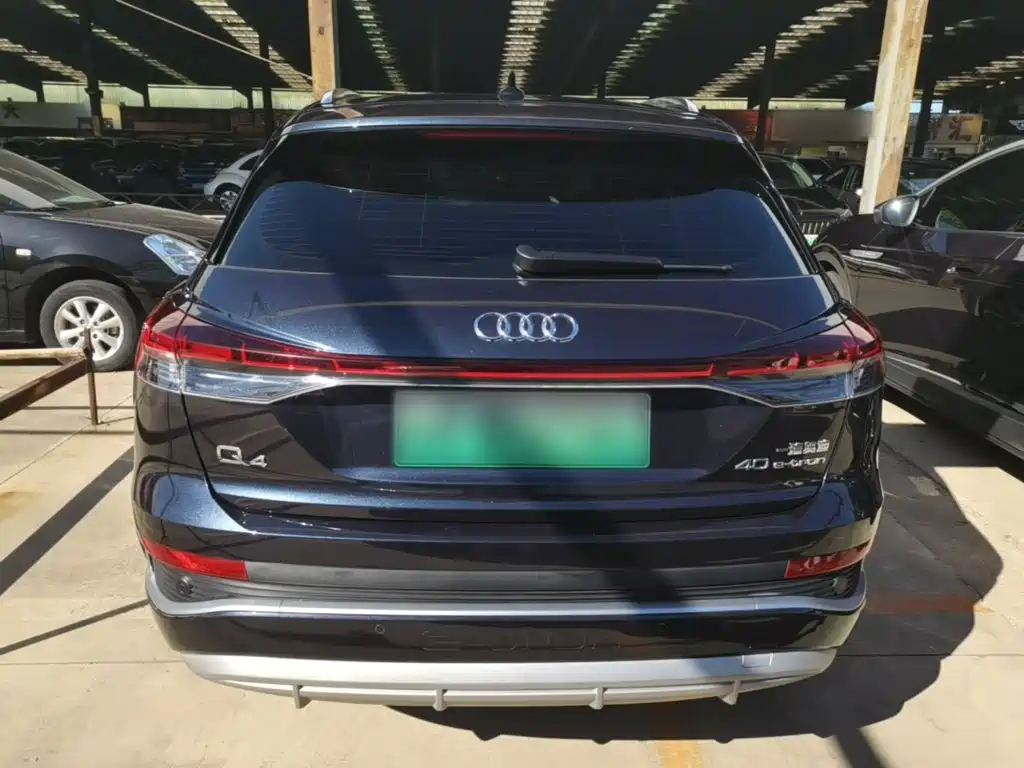 Audi Q4 e-tron — миниатюра 6