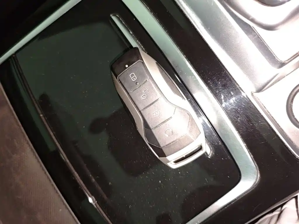 BYD Han — миниатюра 9