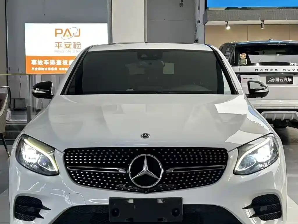 Mercedes-Benz GLC 2019 GLC 260 4MATIC SUV