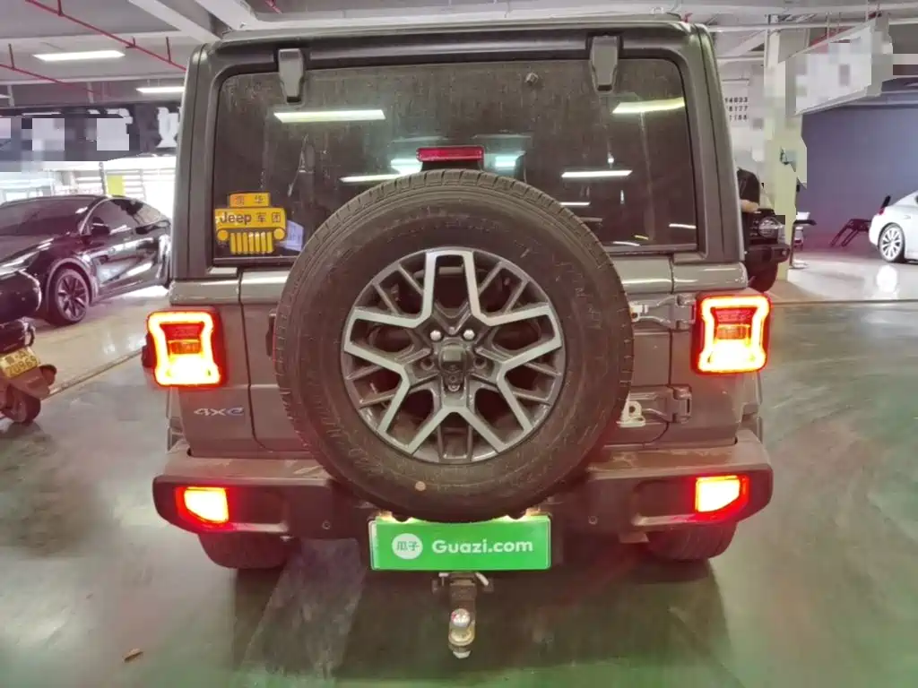 Jeep Wrangler PHEV — миниатюра 6