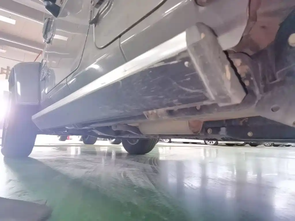 Jeep Wrangler PHEV — миниатюра 22