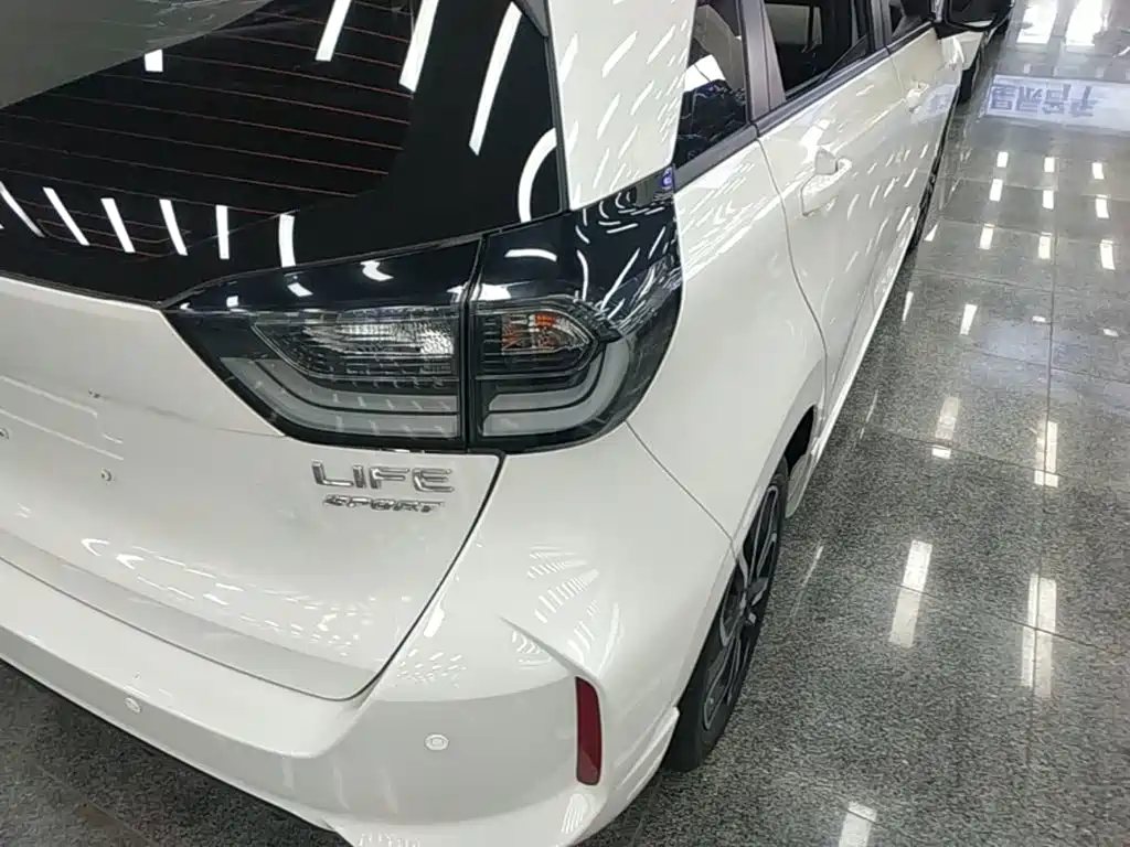 Honda Life — миниатюра 8