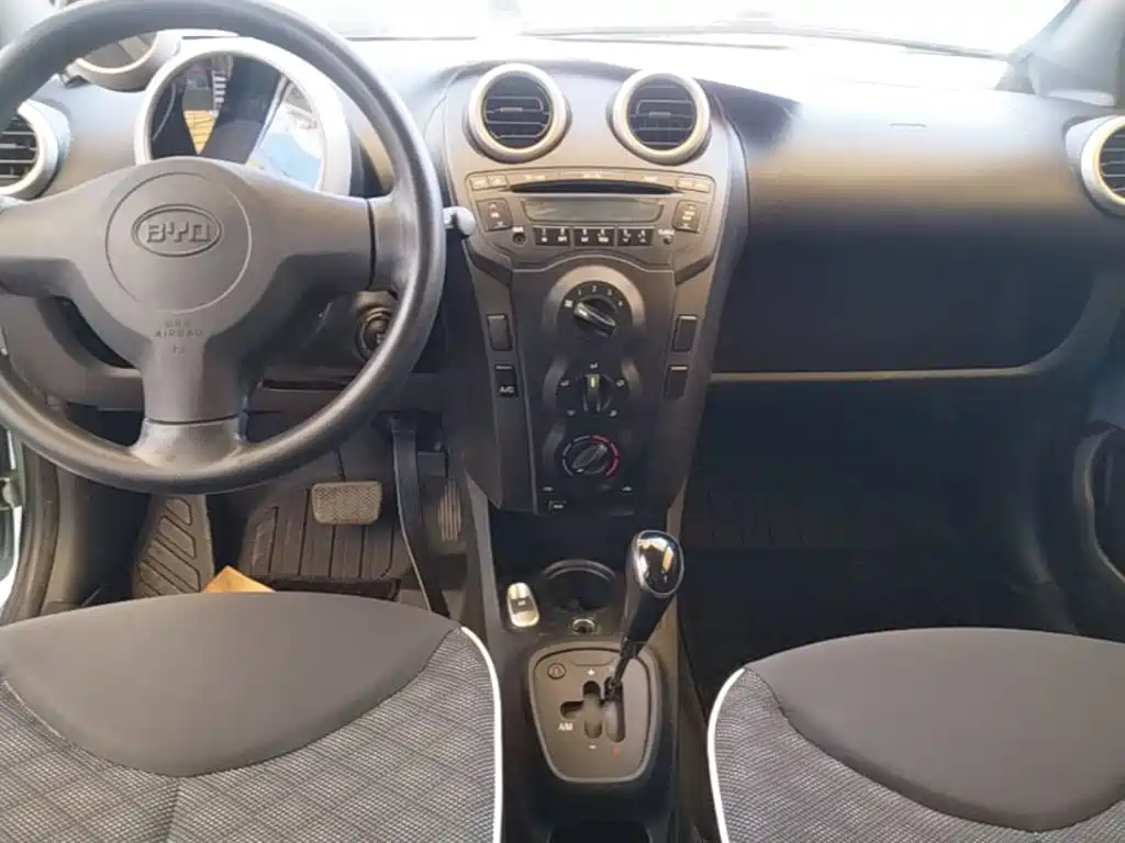 BYD F0 — миниатюра 13
