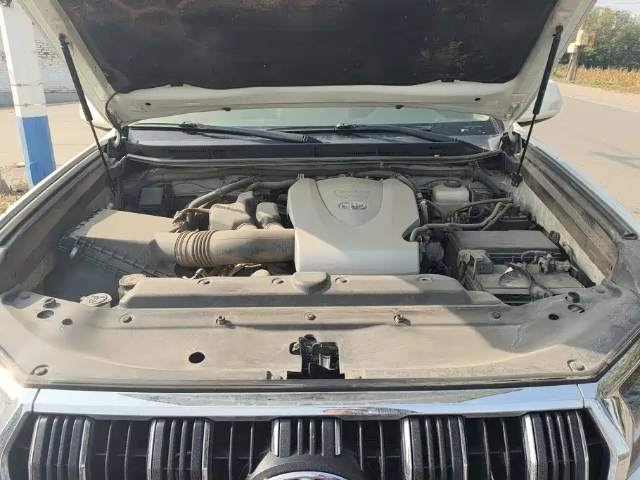 Toyota Prado — миниатюра 10
