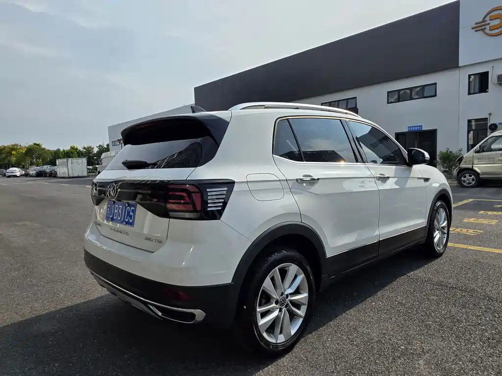 Volkswagen T-Cross — миниатюра 6