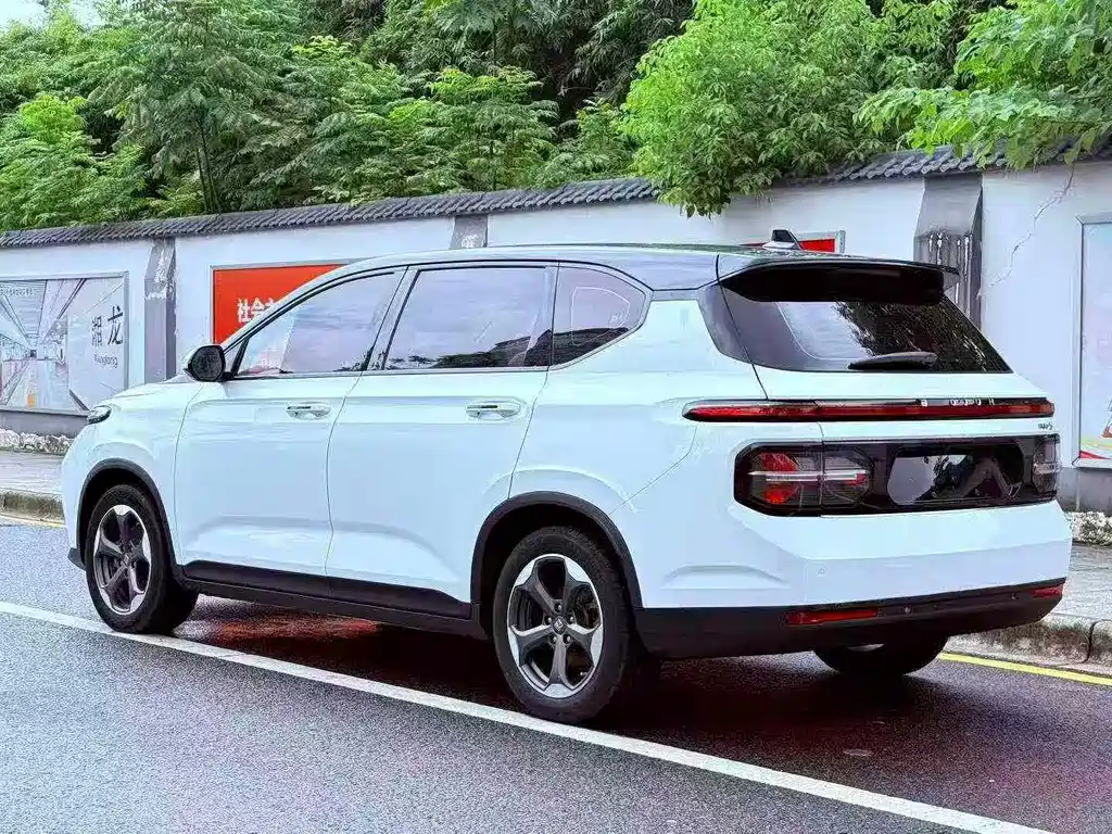Baojun RM-5 — миниатюра 9