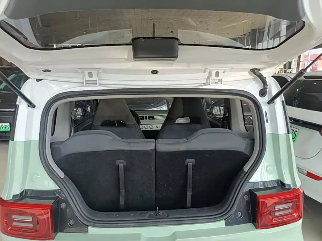 Wuling MINIEV — миниатюра 19