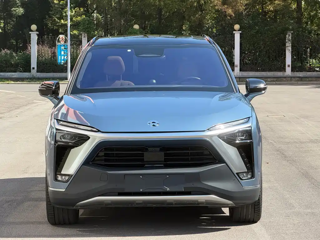 NIO ES8 — миниатюра 2