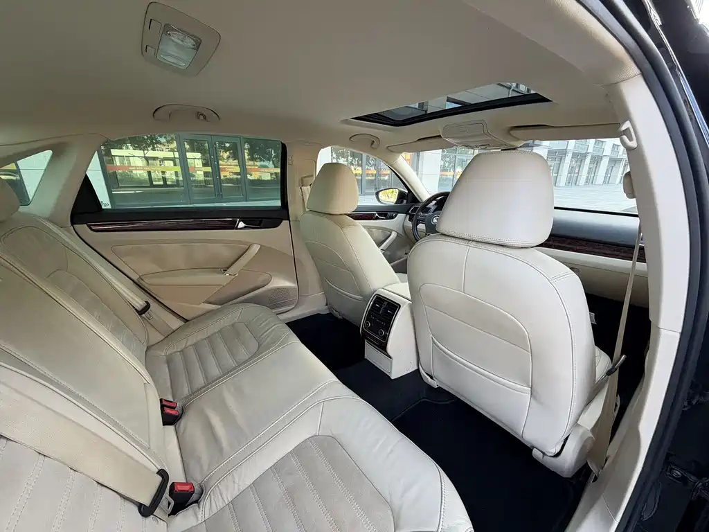 Volkswagen Passat — миниатюра 10
