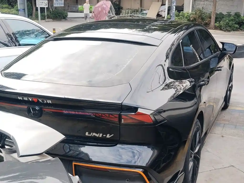 Changan UNI-V — миниатюра 10