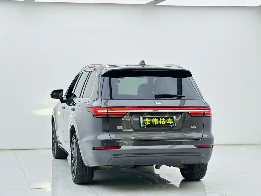 Li Auto ONE 2021 6 мест