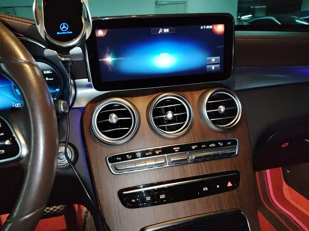 Mercedes-Benz GLC — миниатюра 14