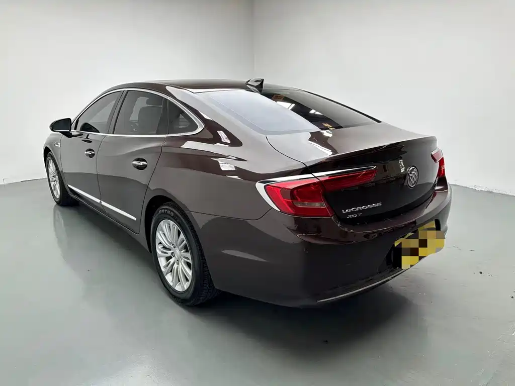 Buick LaCrosse — миниатюра 7