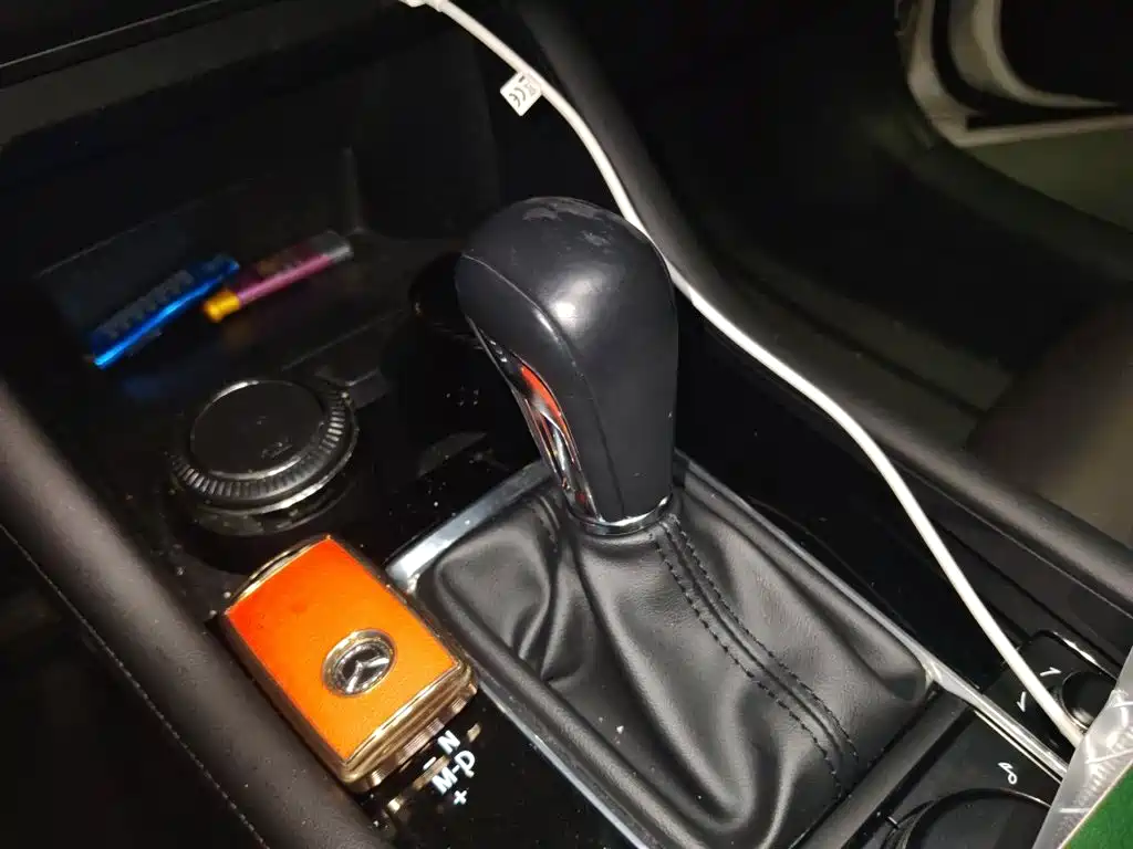 Mazda 3 Axela — миниатюра 10