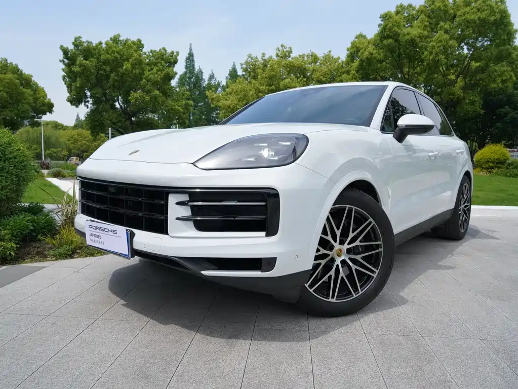 Porsche Cayenne 2025