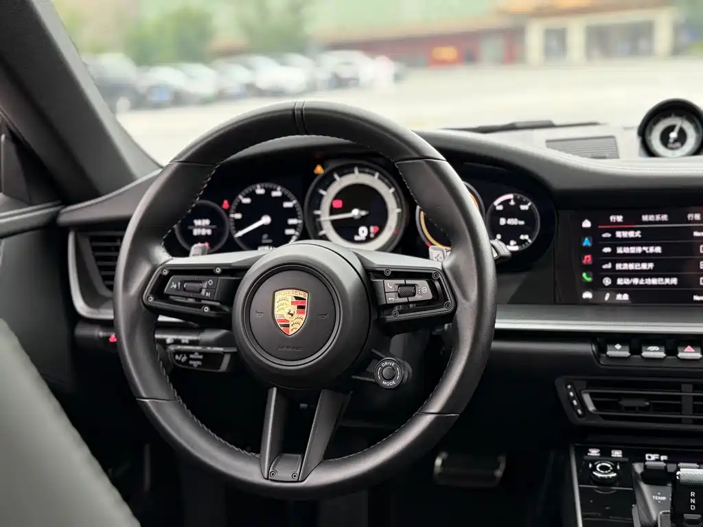 Porsche 911 2023 Carrera 3.0T