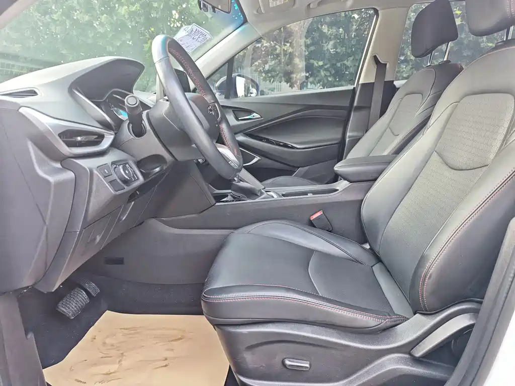 Chevrolet Volando — миниатюра 4