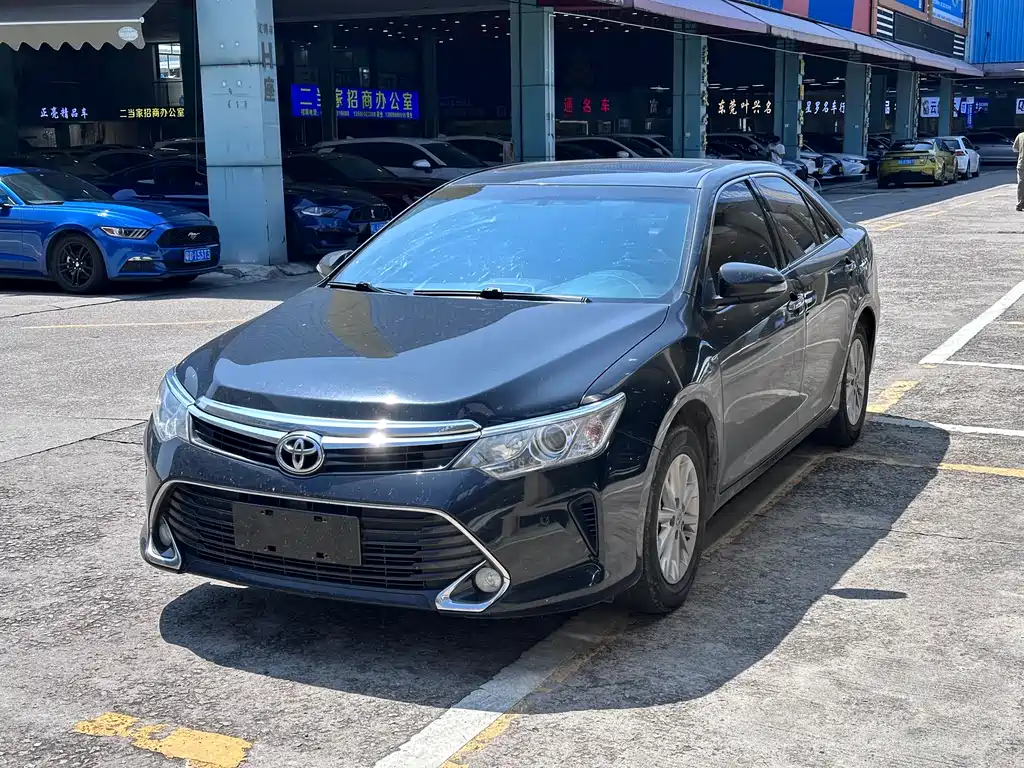 Toyota Camry 2017