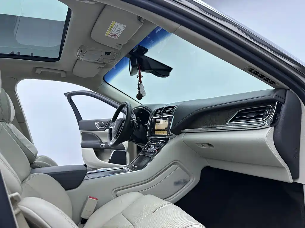 Lincoln Continental — миниатюра 21