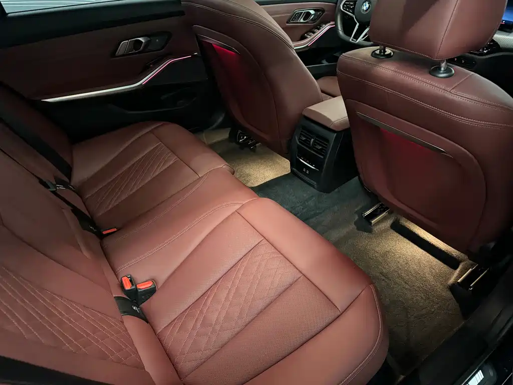 BMW 3 Series — миниатюра 7