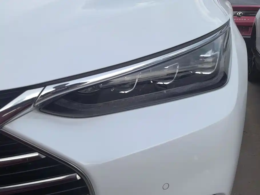BYD Tang — миниатюра 5