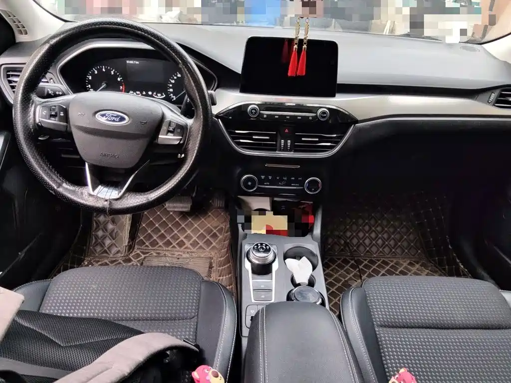 Ford Focus — миниатюра 5