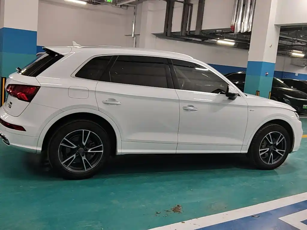 Audi Q5L — миниатюра 26