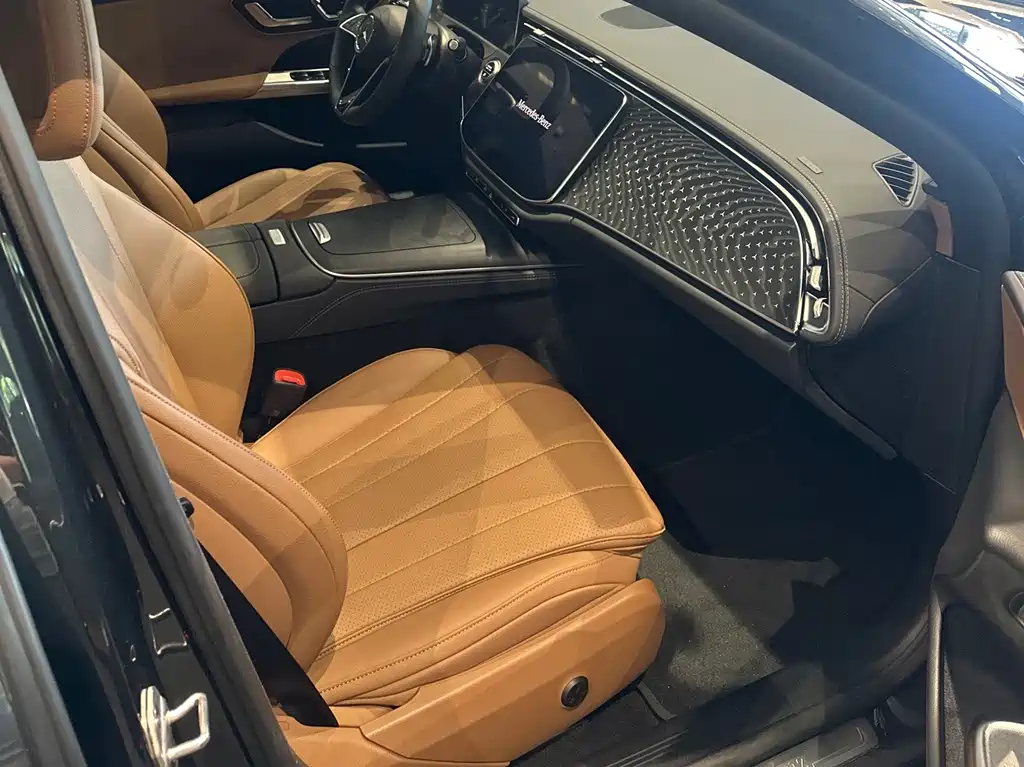 Mercedes-Benz E-Class (Import) — миниатюра 9