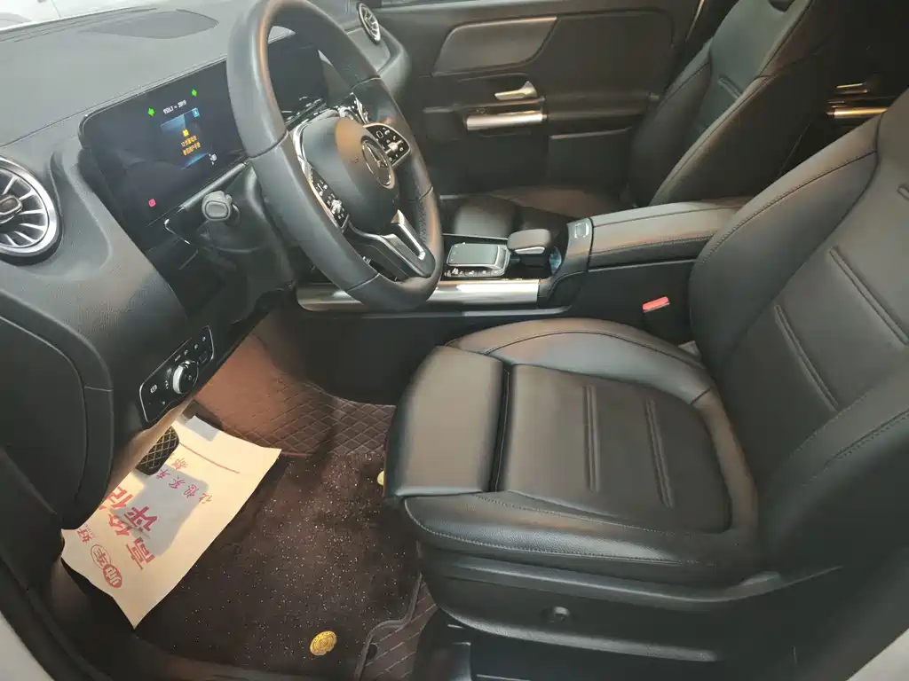 Mercedes-Benz GLA — миниатюра 5