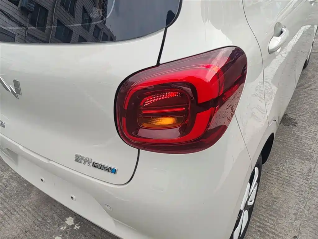 Wuling Mini EV MINIEV 2025