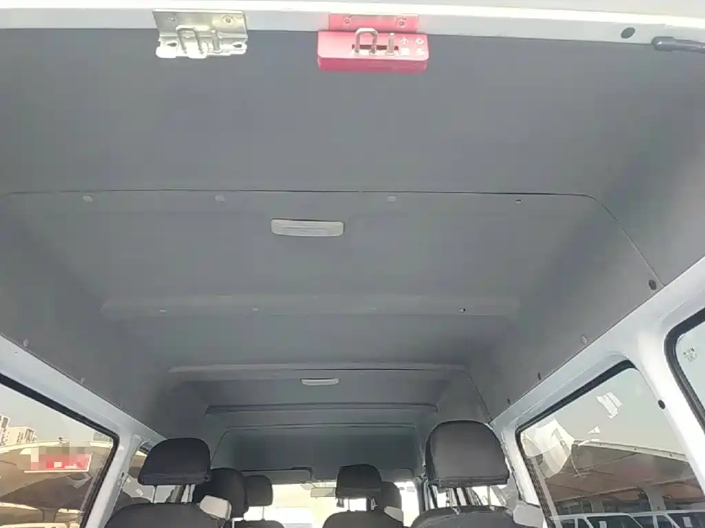 JMC Tesla — миниатюра 18