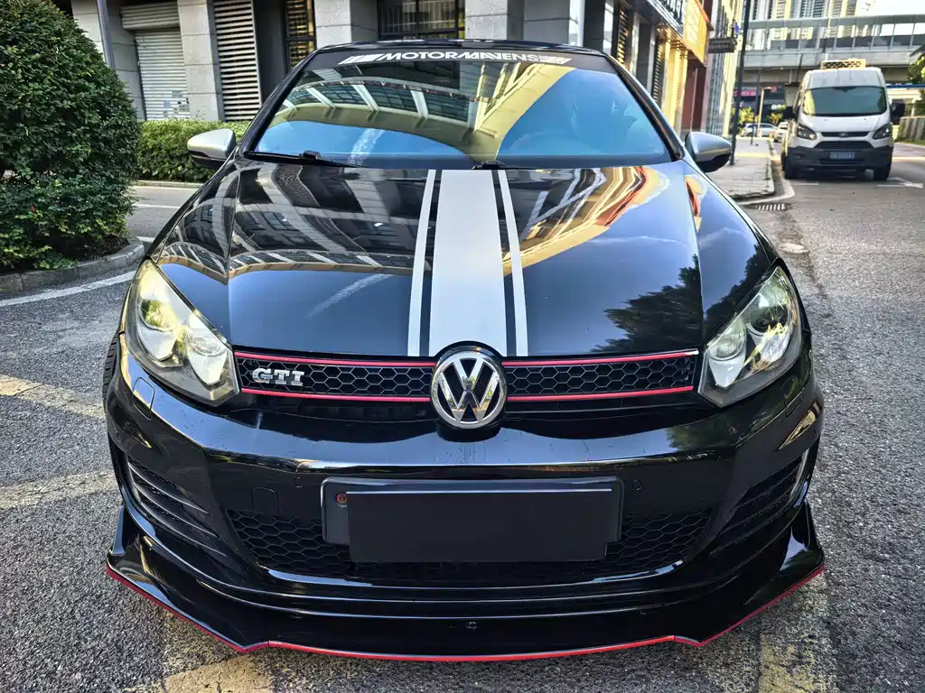 Volkswagen Golf GTI — миниатюра 3