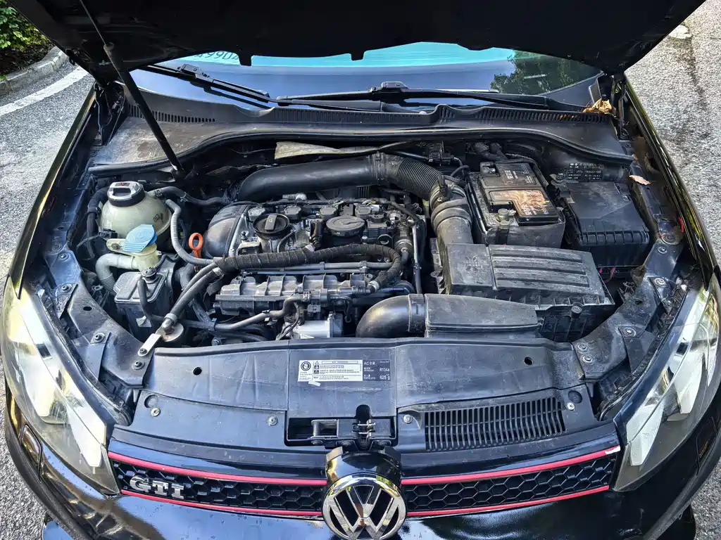 Volkswagen Golf GTI — миниатюра 32