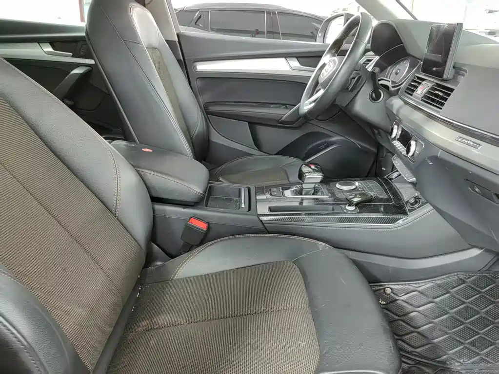 Audi Q5L — миниатюра 14
