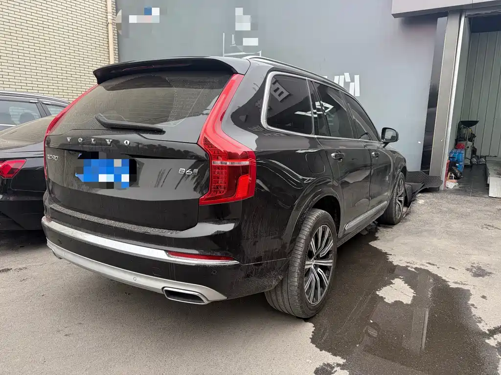 Volvo XC90 — миниатюра 7
