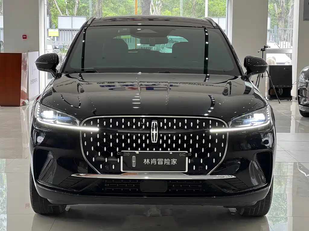 Lincoln Corsair 2023 2.0T