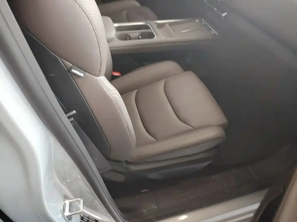 Wuling Xingguang 730 New Energy — миниатюра 25