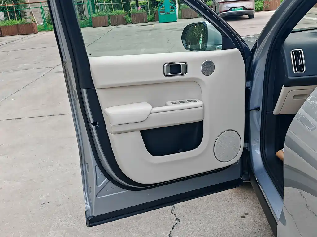 Li Auto Li L9 — миниатюра 6