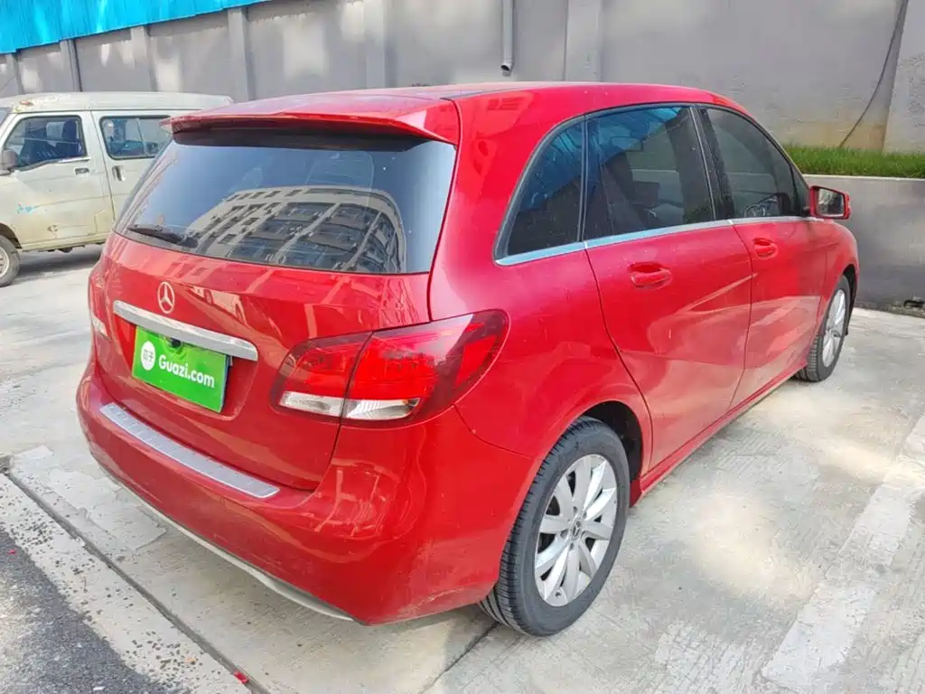 Mercedes-Benz B-Class — миниатюра 7
