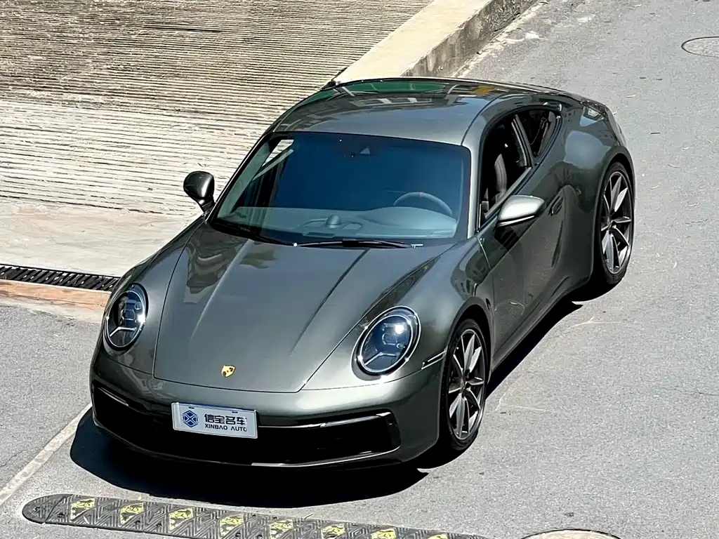 Porsche 911 2021