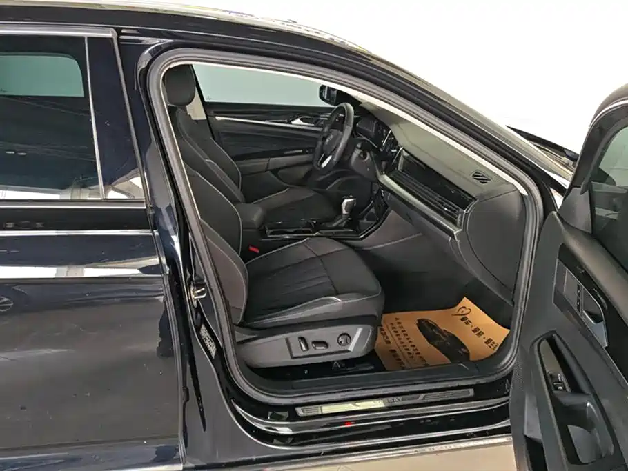 Volkswagen Passat 2024 330TSI Elite