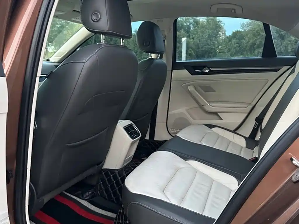 Volkswagen Lamando — миниатюра 7