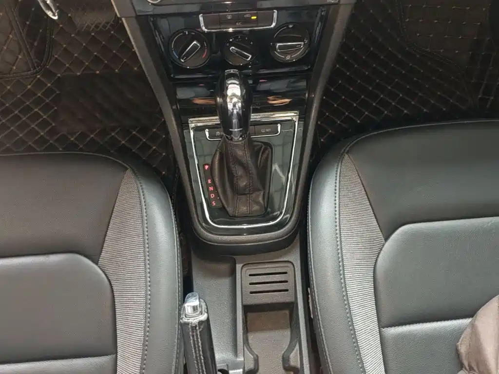 Volkswagen Bora — миниатюра 14