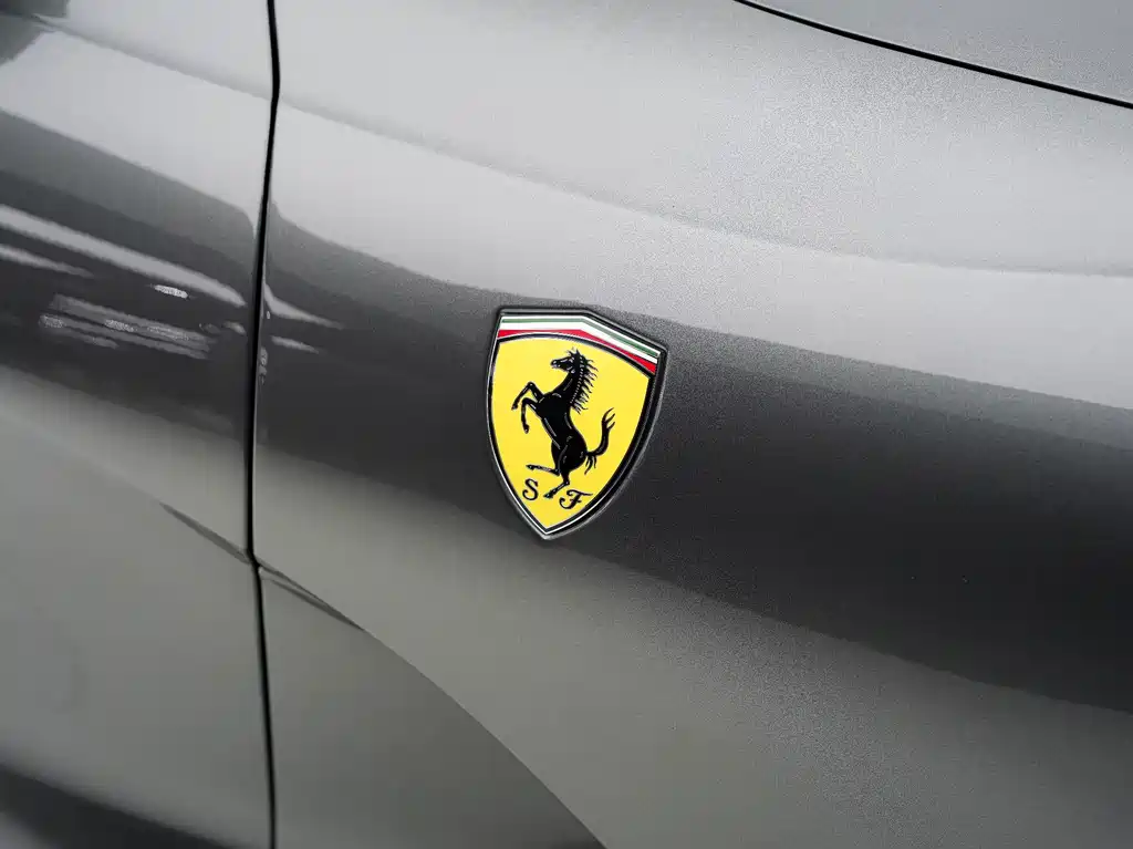 Ferrari 812 — миниатюра 8